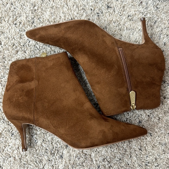 Charles David - Albuquerque Booties - Dark Camel sz 9M - Picture 17 of 17